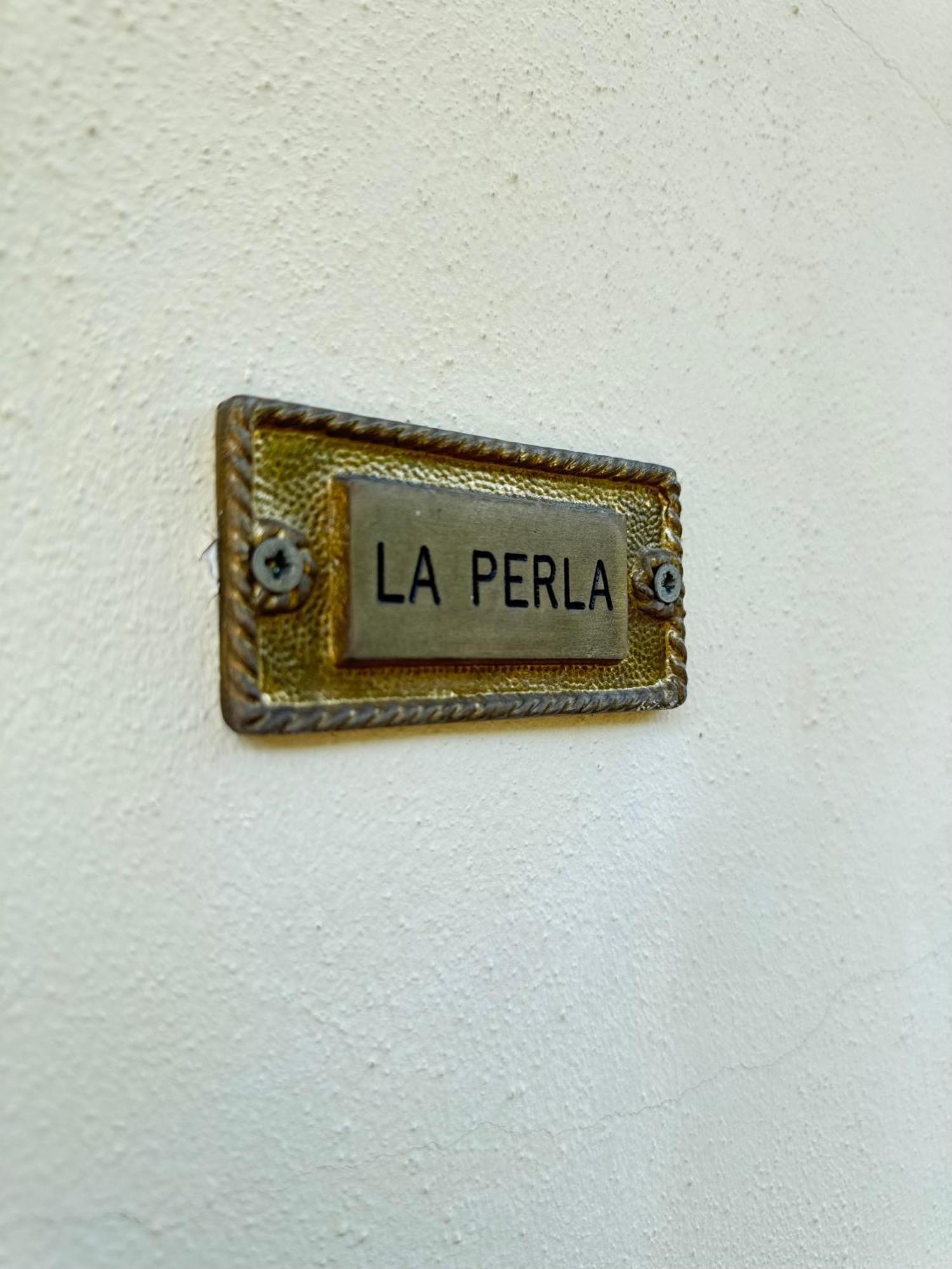 Appartamento La Perla Torri Del Benaco Exterior foto