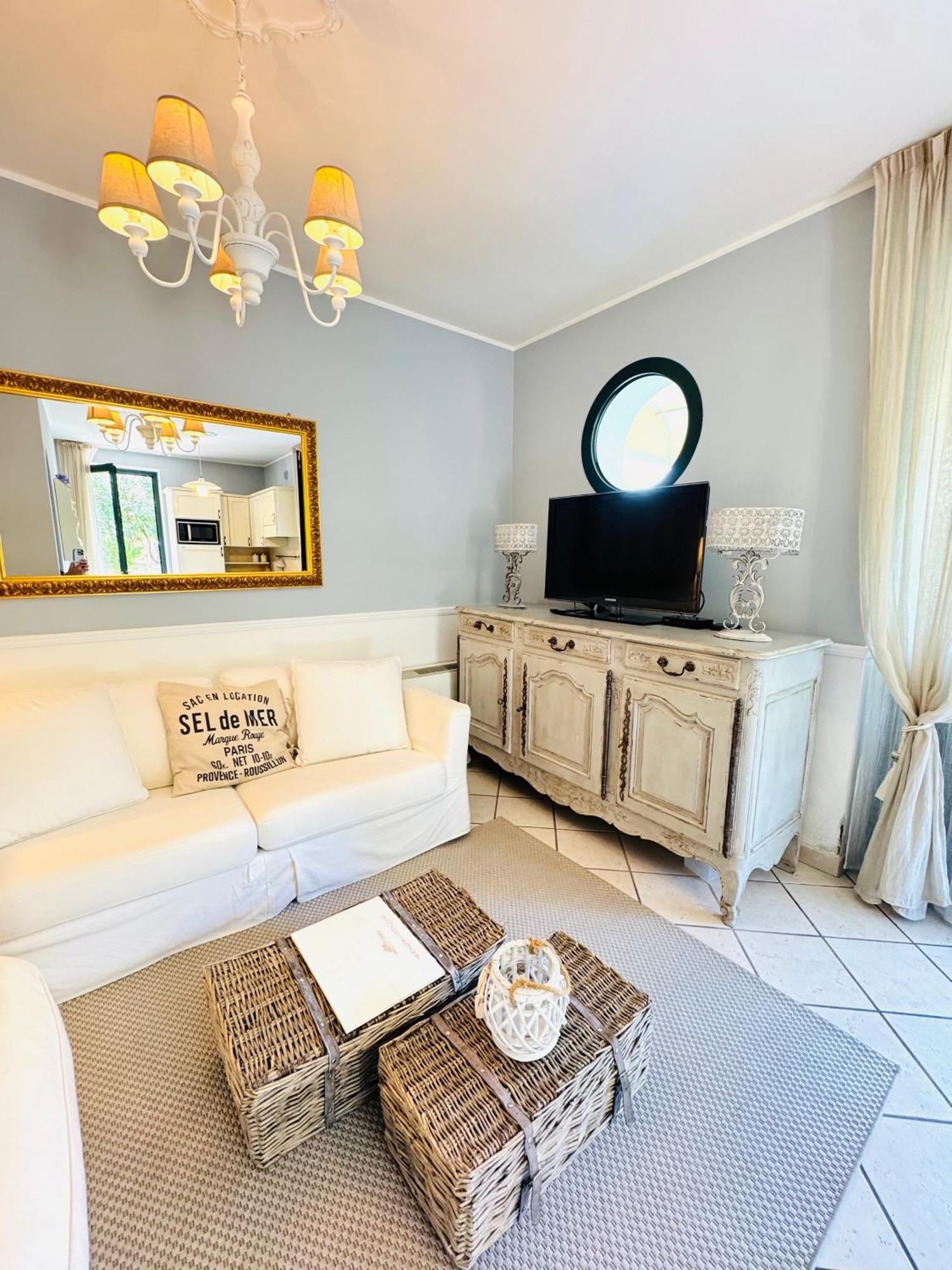 Appartamento La Perla Torri Del Benaco Exterior foto